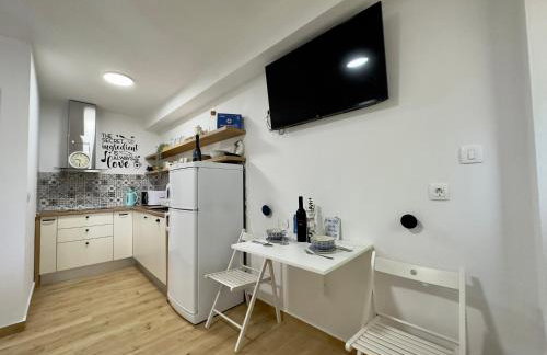 Matek family & studio apartment Rovanjska - Foto 9