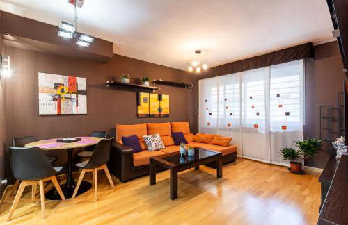 Apartamento en Delicias 'Hector' - Parking Incluido - Foto 2