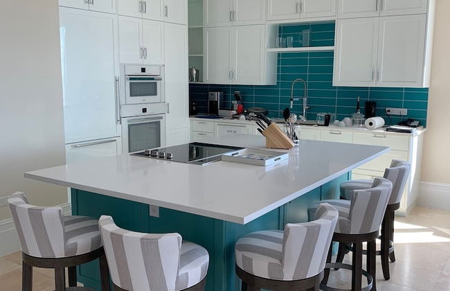 Caribbean Club Luxury Condo Hotel - Foto 18