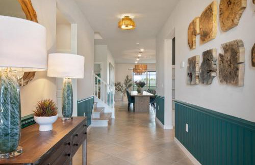 New 10-bedroom Luxury Retreat, Private Pool and Spa, Near Disney and Orlando - Foto 16