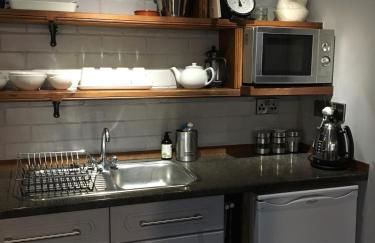 The Granary - Wild Swimming, Sauna, Peace & Quiet, Nr Bala - Photo 29