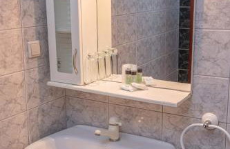 Jayne's Rooms - Elassona Central Getaways - Photo 12