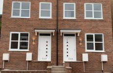 3 Bedroom New House with Wi-Fi Sleep 5 By Home Away From Home -B - Foto 2