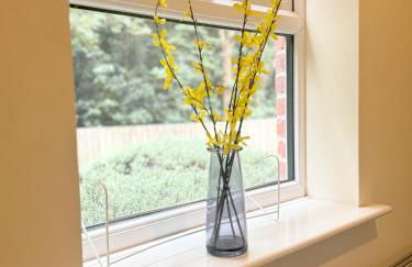 Family home close to Shrewsbury Town centre - Photo 10