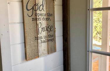 Angel's Landing Tiny East Zion & Bryce Canyon - Photo 36