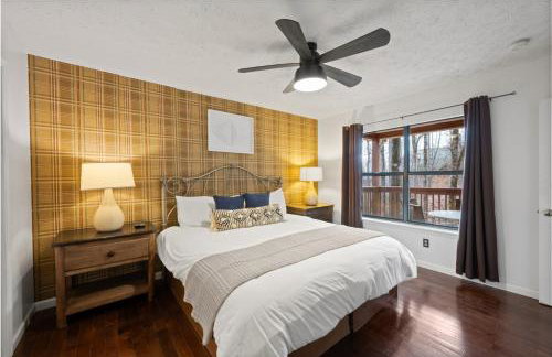 Locklyn's Loft | Views, Hot Tub, Game Room & MORE! - Foto 19