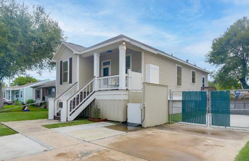 half Mi to Galveston Beach Home with Private Pool - Foto 27