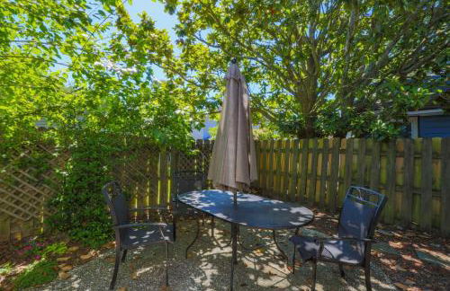 Green Whale - Photo 28