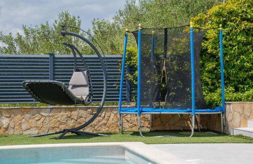 Luxury Villa Kristina with Heated Pool near Omis for 12 Guests - Foto 4