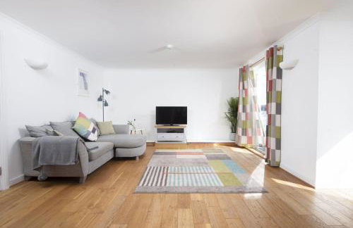 Waterfront House - Photo 10