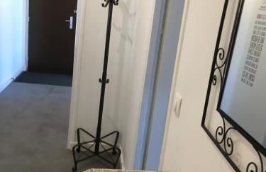 BedinReims elegant green bottle quiet and close to center free parking and wifi free ideal 5 à 9 Adultes - Foto 47