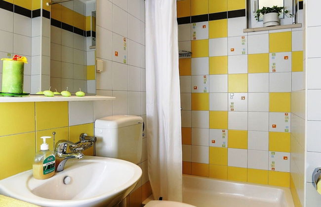 Apartments Lina - Two Bedroom Apartment With Terrace - Foto 7