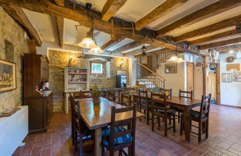 Beautiful Home In Buje With Wifi - Foto 4