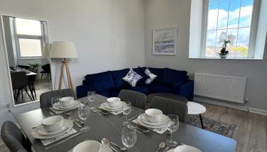 Welsh Getaway Apartment - Town Centre - Photo 3