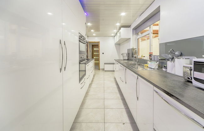 Charming 5-bed House in Birmingham - Foto 17