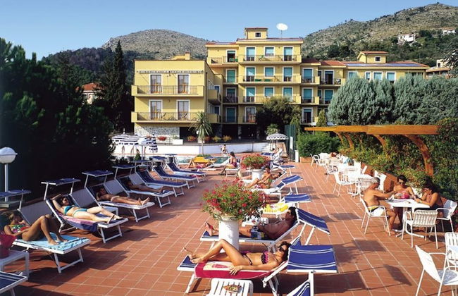 Apartment in Pietra Ligure With Communal Terrace-formerly TUI Ferienhaus - Foto 8