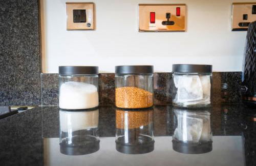 Modern 10BR Retreat Sleeps 16plus nr HS2 NEC BHX - Foto 10