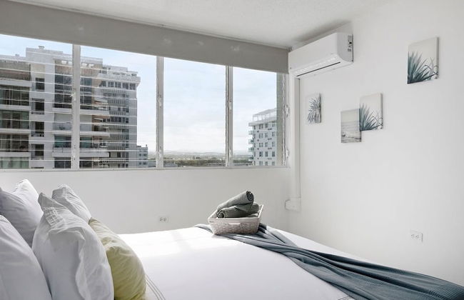 Flamenco Beach 2BDR Oceanfr Pool Parking - Photo 6