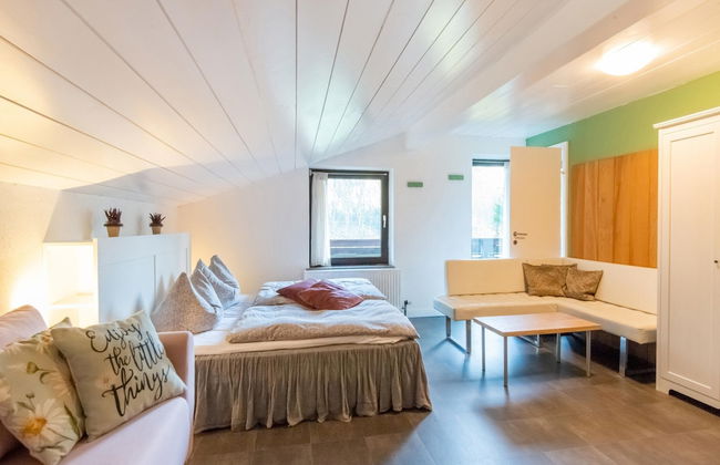 Apartment With a Shared Sauna in Bichlbach - Foto 12