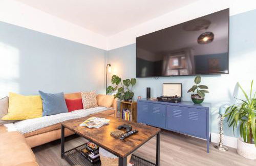 Sleeps 8, off-road parking for 3 cars, pet friendly, welcome hamper - Foto 25