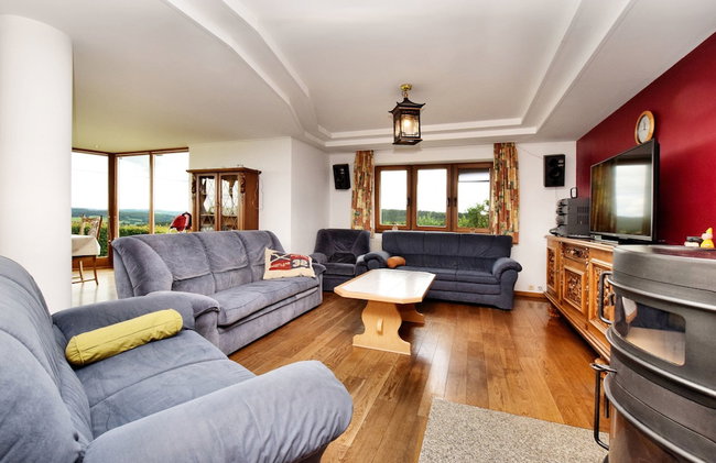 Modern Holiday Home in Schönberg with Hot Tub - Foto 24