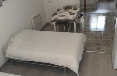 Bonito Apto Cinco Torres Plaza Castilla - Foto 6