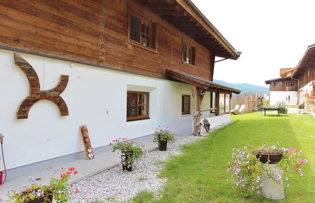 Chalet in Leogang Near Ski Slopes - Photo 1