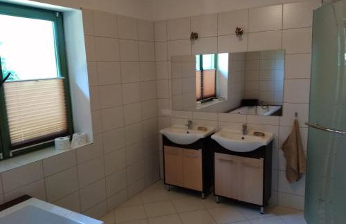 Dom w Szkotowie - Foto 13