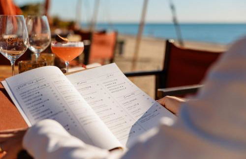 Holiday Home next to the beach, with private terrace, BBQ and incredible sea-view solarium - Photo 49