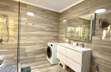 Panoramic view apartment with big terrace - Foto 21