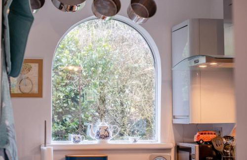 Chearsley Cottage - Photo 10