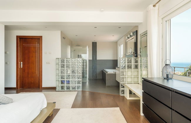 Spacious 3BR Villa with pool and views - Foto 15