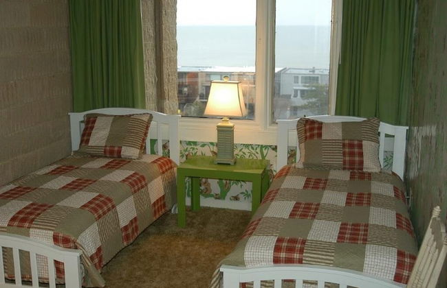 Ocean Drive 21705 - Photo 4