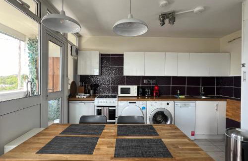 Stuning city views steps from the Iconic Abbey Road crossing - Foto 12