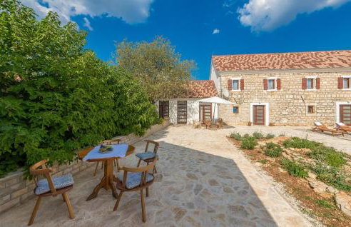 Four-Bedroom Holiday Home In Citluk - Foto 9