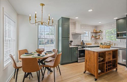 Less than 1mi to Square, SW, EV Plug, Boutique Comfort - Foto 29