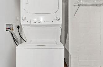 Studio at Superior l Downtown l Parking l Café - Photo 14