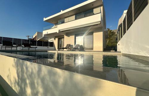 Central location for 6 or 8 guests, 3 bathrooms & private pool - Foto 6