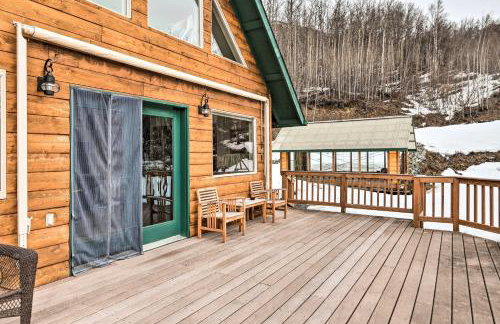 Alaskan Mountain Gem with Private Hot Tub and Gym! - Foto 25