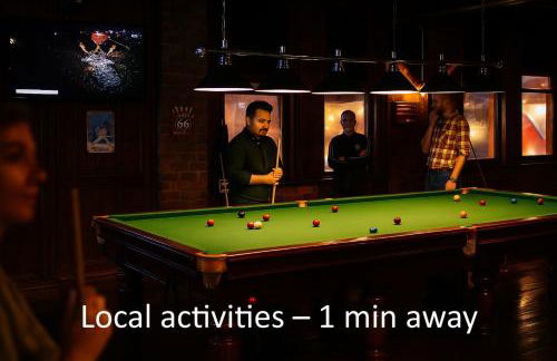 City Centre Apt - Sleeps 6, Parking, Shops & Trains - Foto 27