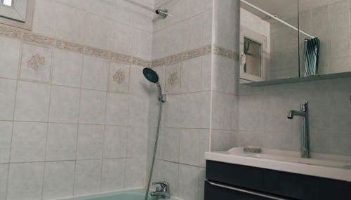 La Perle Rose ONLY WOMEN femmes uniquement - Foto 2, Shower