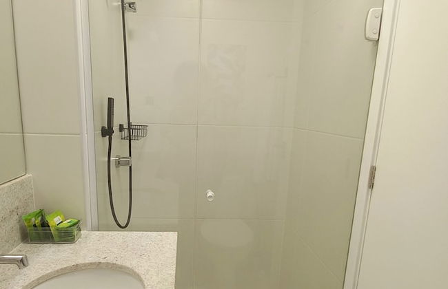 Opens This Luxurious Apartment With sea Views - Photo 12