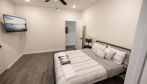 4 Min to Downtown - 10 Min to Elon - Washer and Dryer - Foto 4