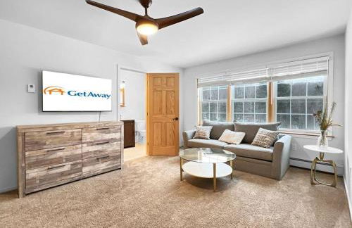 The Mendon House - Photo 18