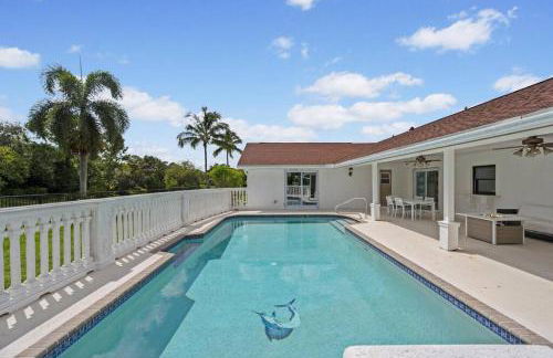 Luxurious Palm Beach Home - Photo 10