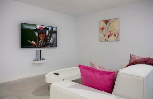 The White House Marbella - Photo 29