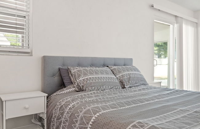 Sunny Palmetto Oasis: 4br Home With Private Pool 4 Bedroom Home by RedAwning - Foto 3