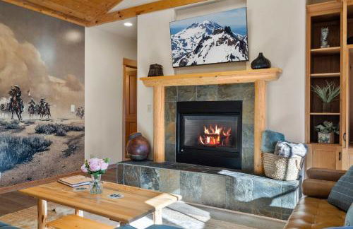 New Build Walk to Sisters Arcade Peloton Fire Pit - Foto 9