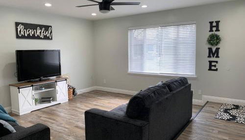 Rustic Retreat 3 bd/2 bth - Large Family Game Area - Foto 2, Garden view