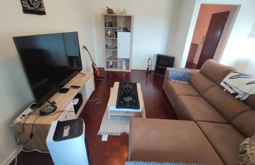 Almada, T2 apartment w balcony, Feijo, Lisbon - Foto 11